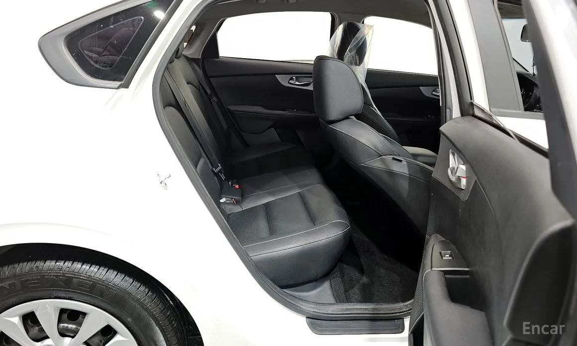 Фото 12 - Kia K3