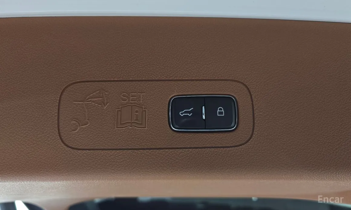 Фото 20 - Lincoln Aviator