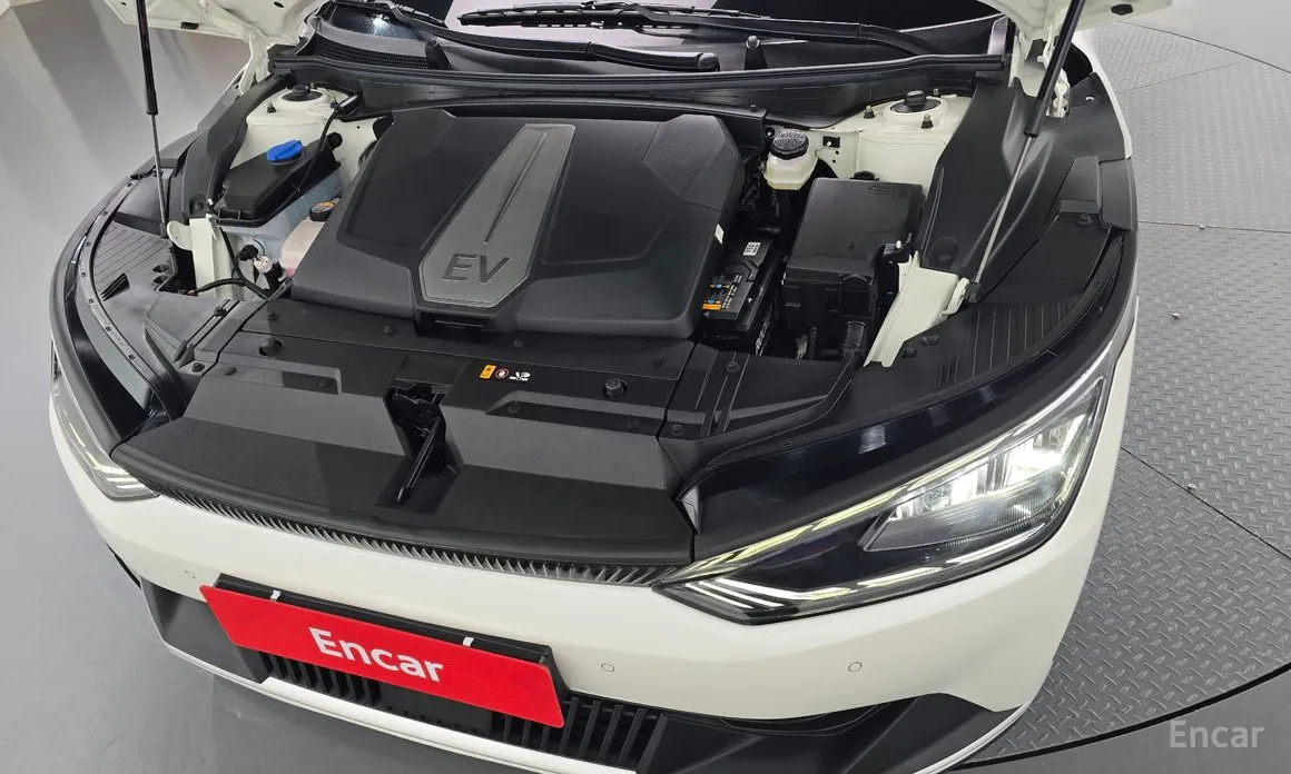 Фото 6 - Kia EV6