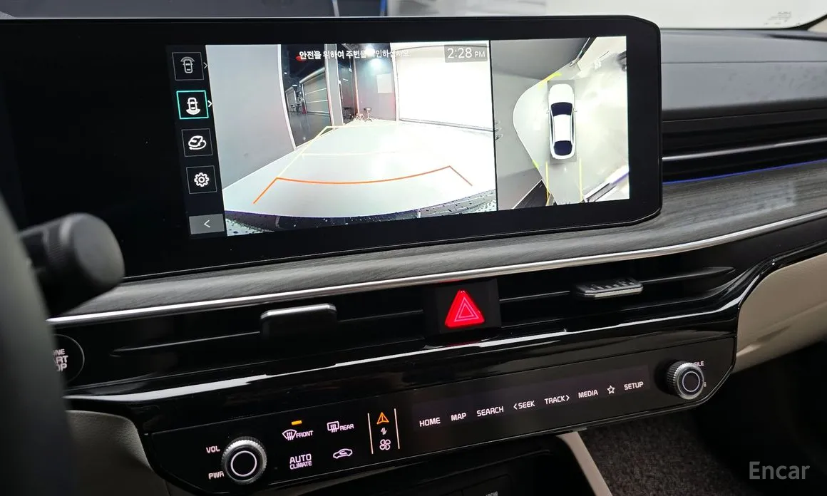 Фото 15 - Kia K5