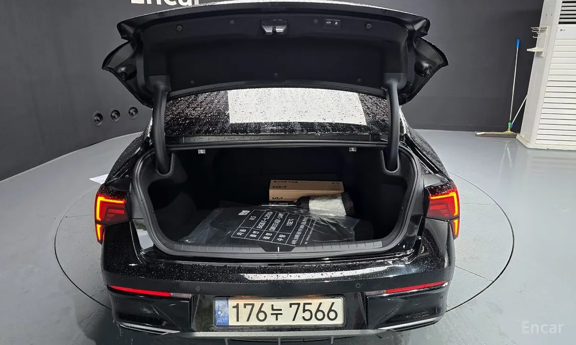 Фото 20 - Kia K5