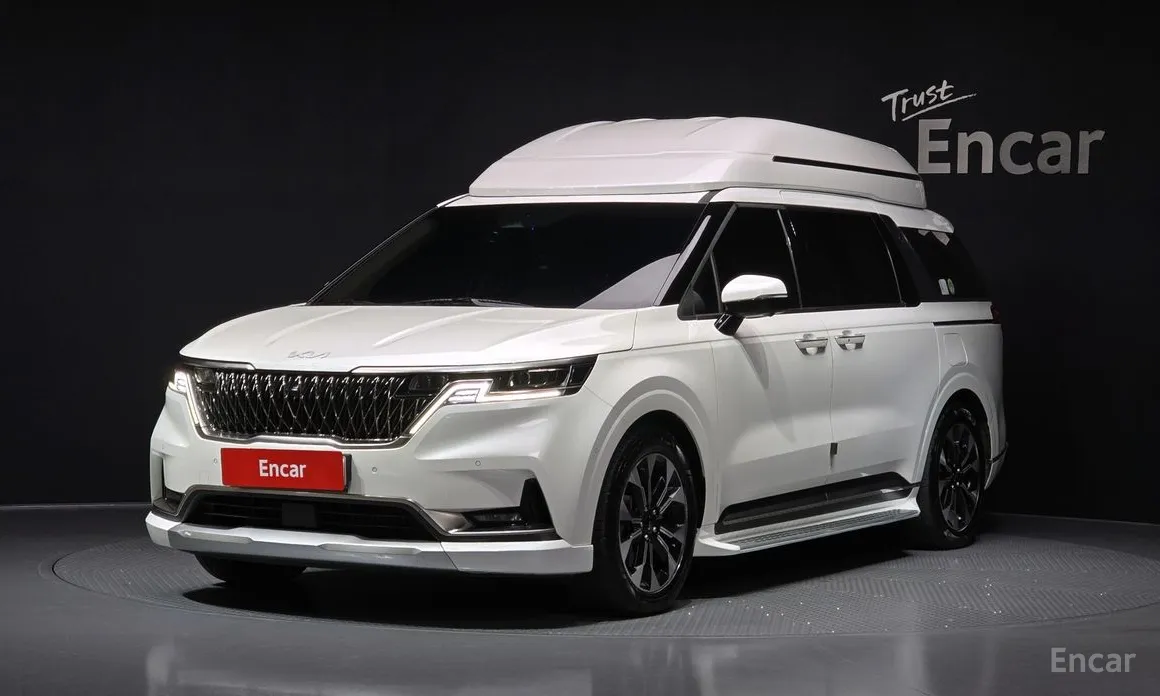 Фото 1 - Kia Carnival