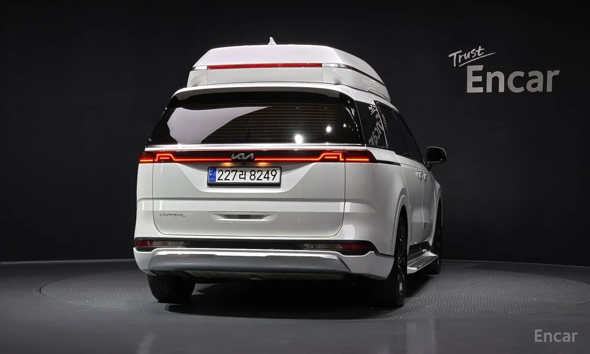 Фото 4 - Kia Carnival