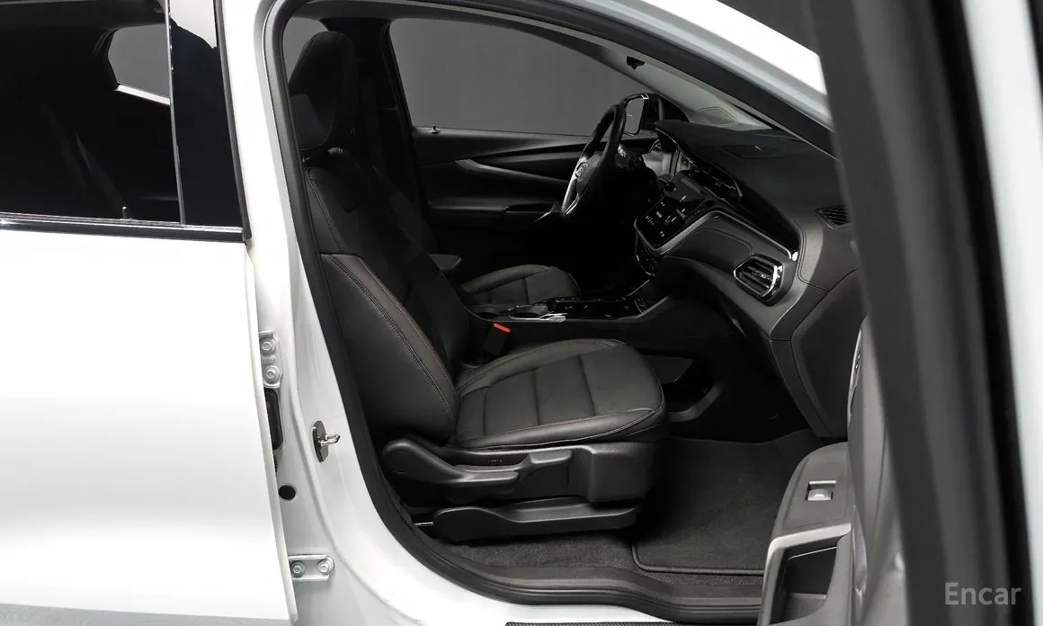 Фото 11 - Chevrolet Bolt EUV