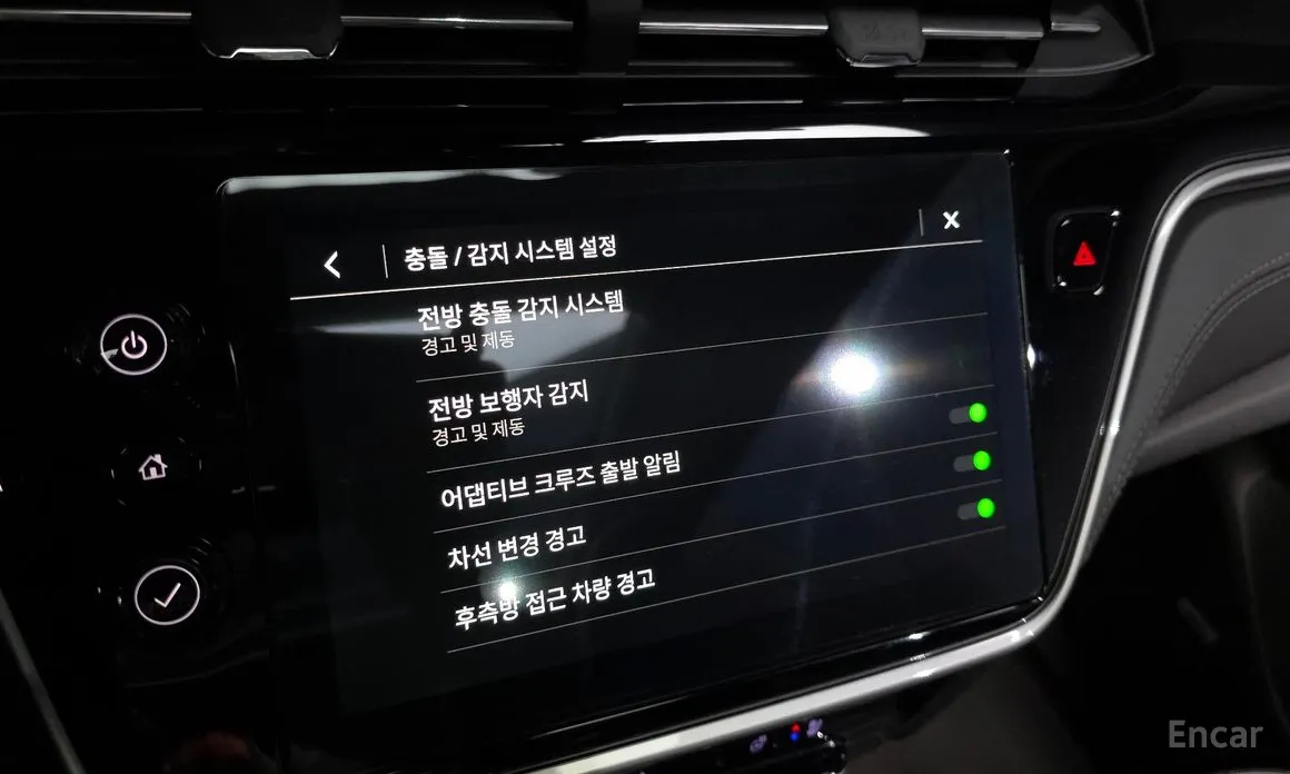 Фото 16 - Chevrolet Bolt EUV