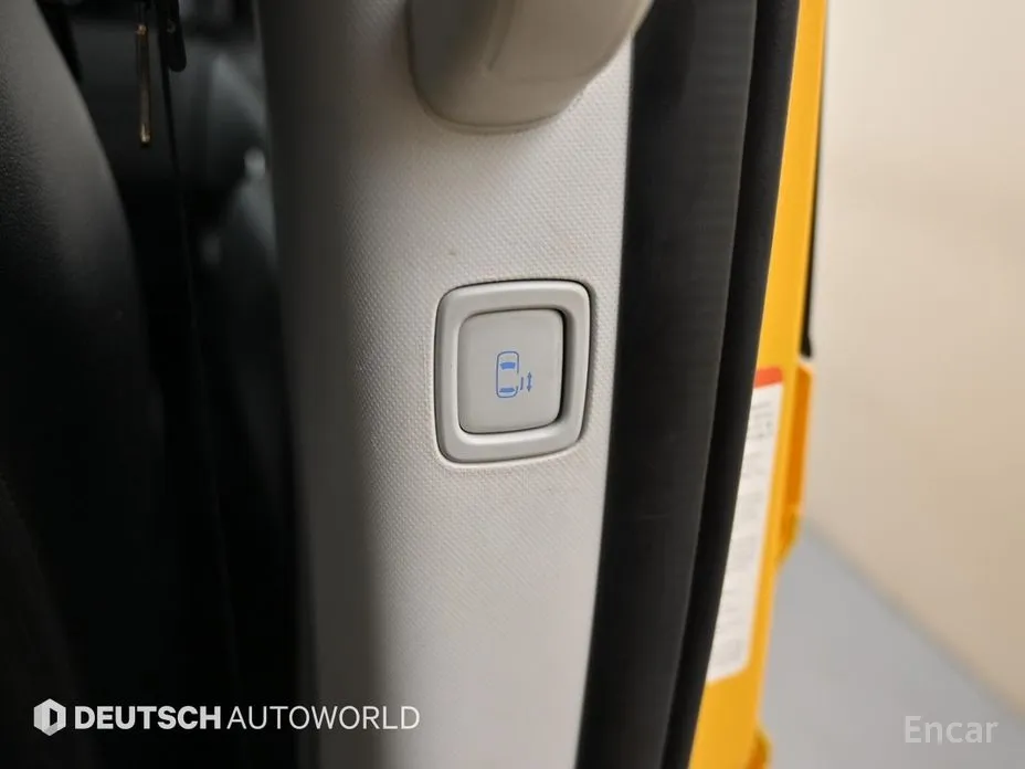 Фото 18 - Hyundai Staria