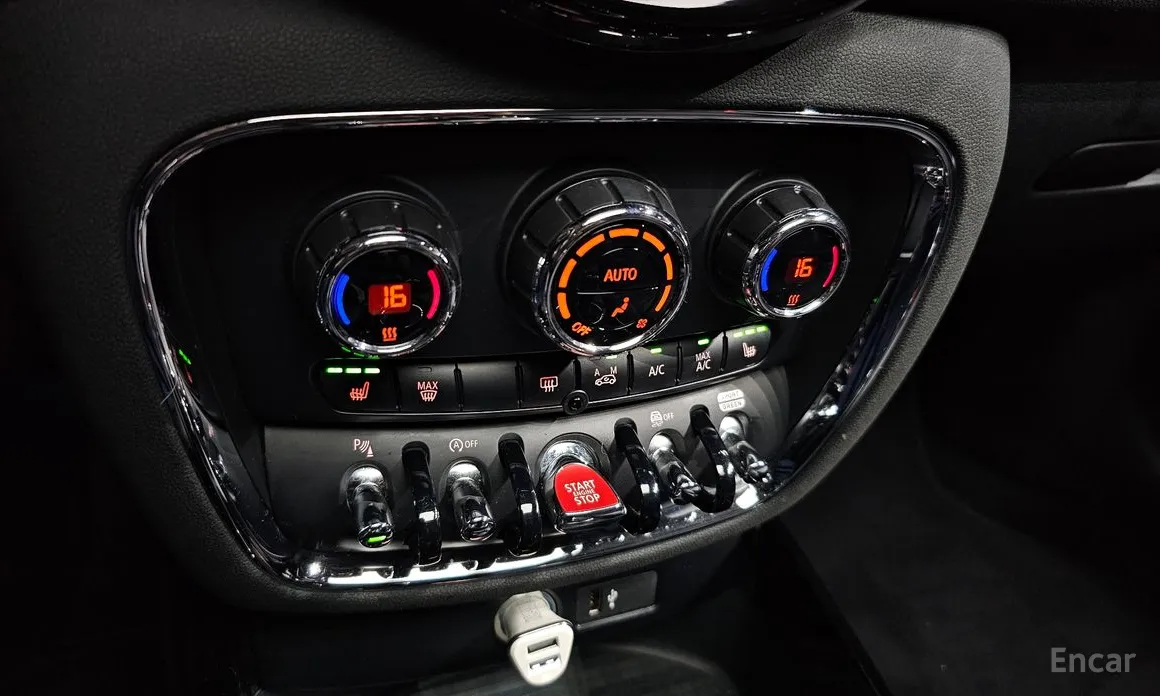 Фото 18 - Mini Clubman