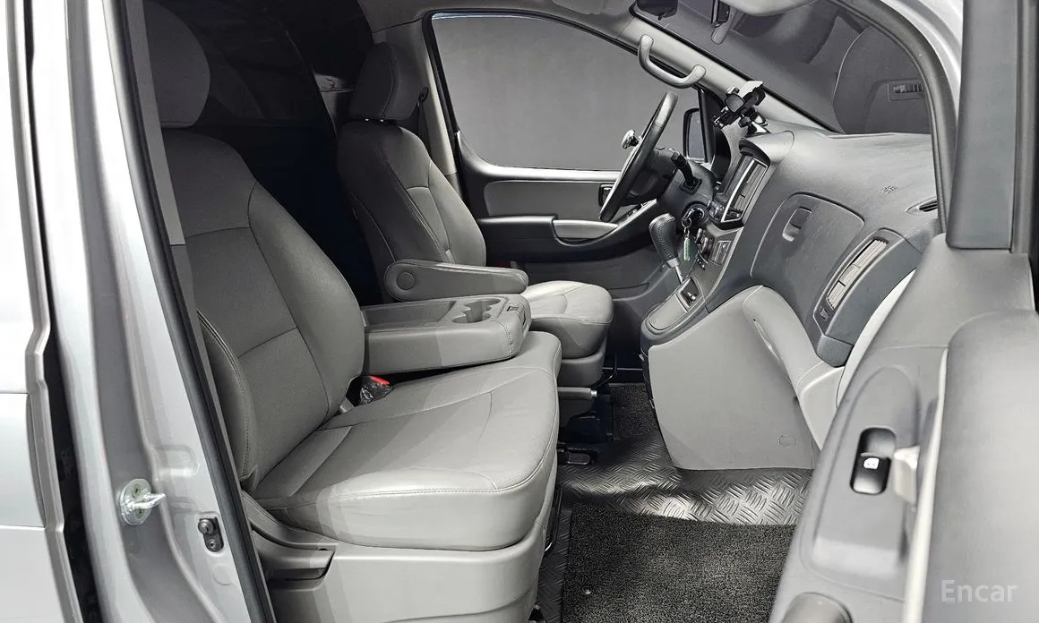 Фото 10 - Hyundai Starex