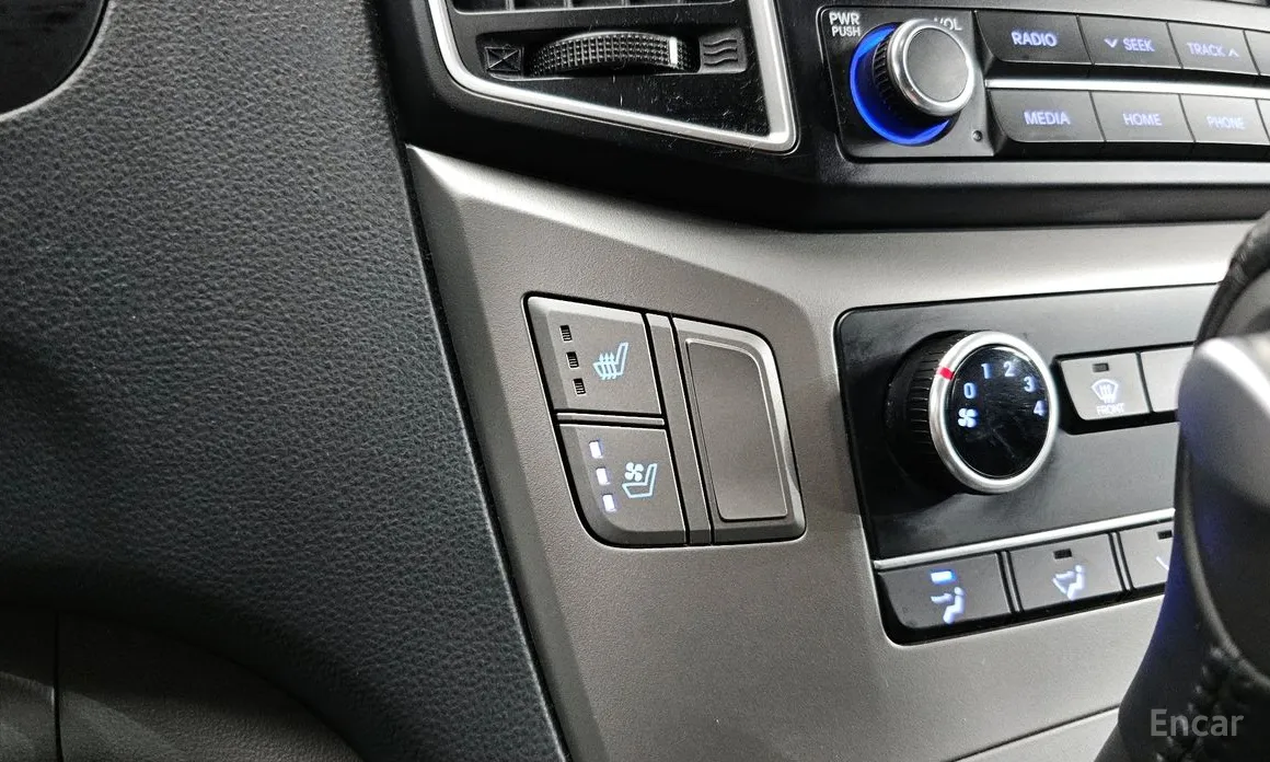 Фото 16 - Hyundai Starex