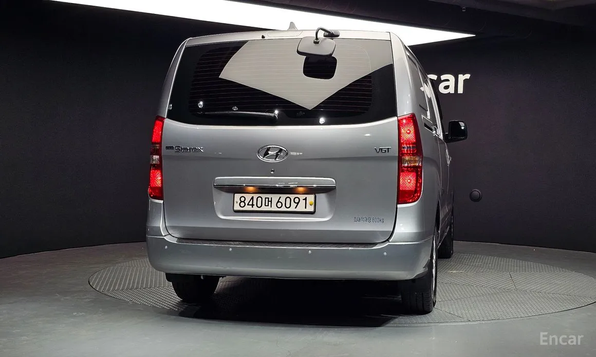 Фото 4 - Hyundai Starex