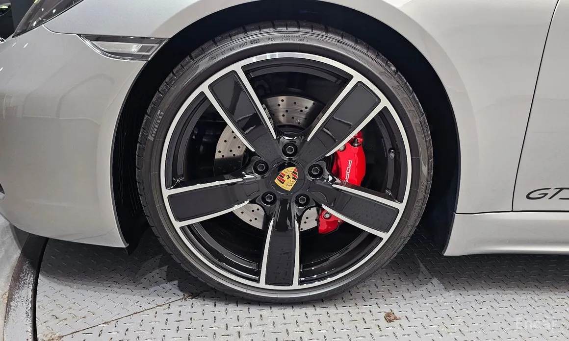 Фото 5 - Porsche 718