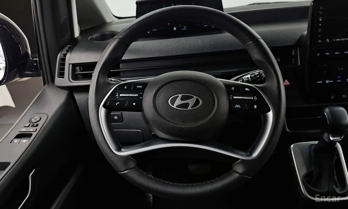 Фото 13 - Hyundai Staria