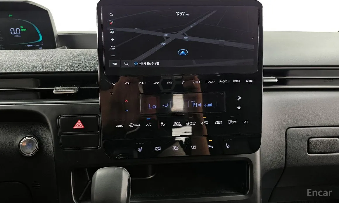 Фото 14 - Hyundai Staria