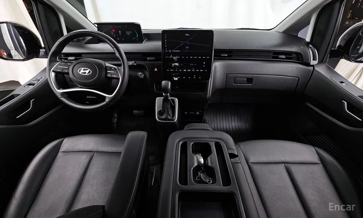 Фото 7 - Hyundai Staria