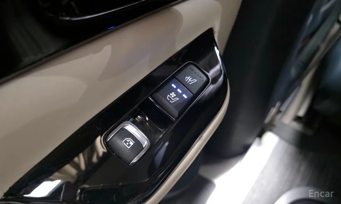 Фото 17 - Kia Carnival