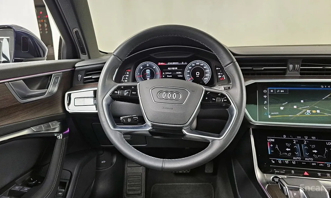 Фото 13 - Audi A6