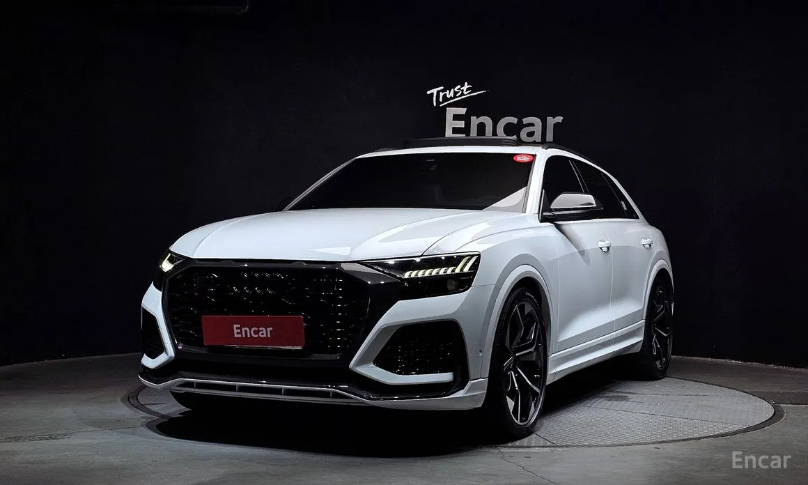 Фото 1 - Audi RS Q8