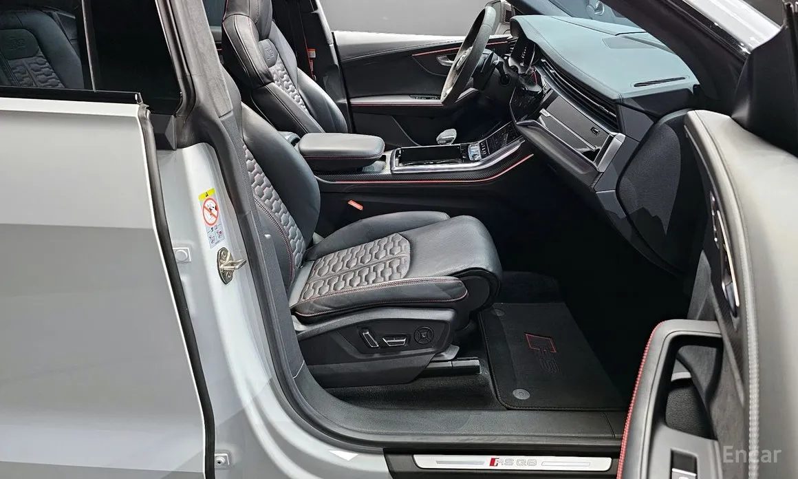 Фото 11 - Audi RS Q8