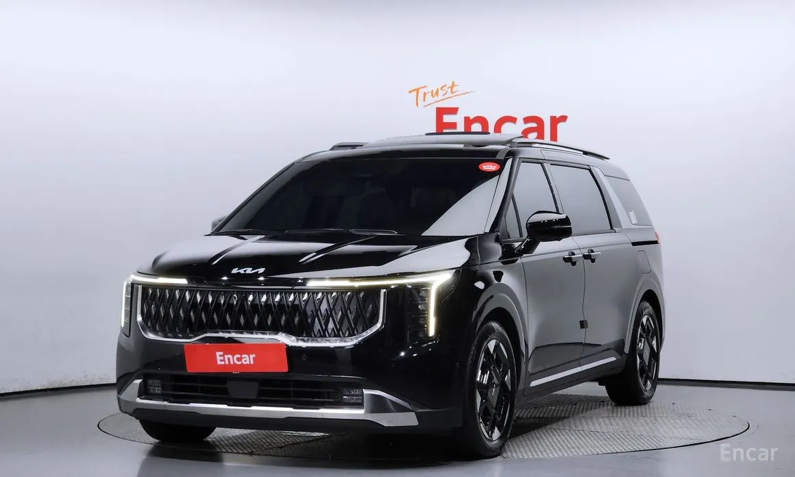 Фото 1 - Kia Carnival