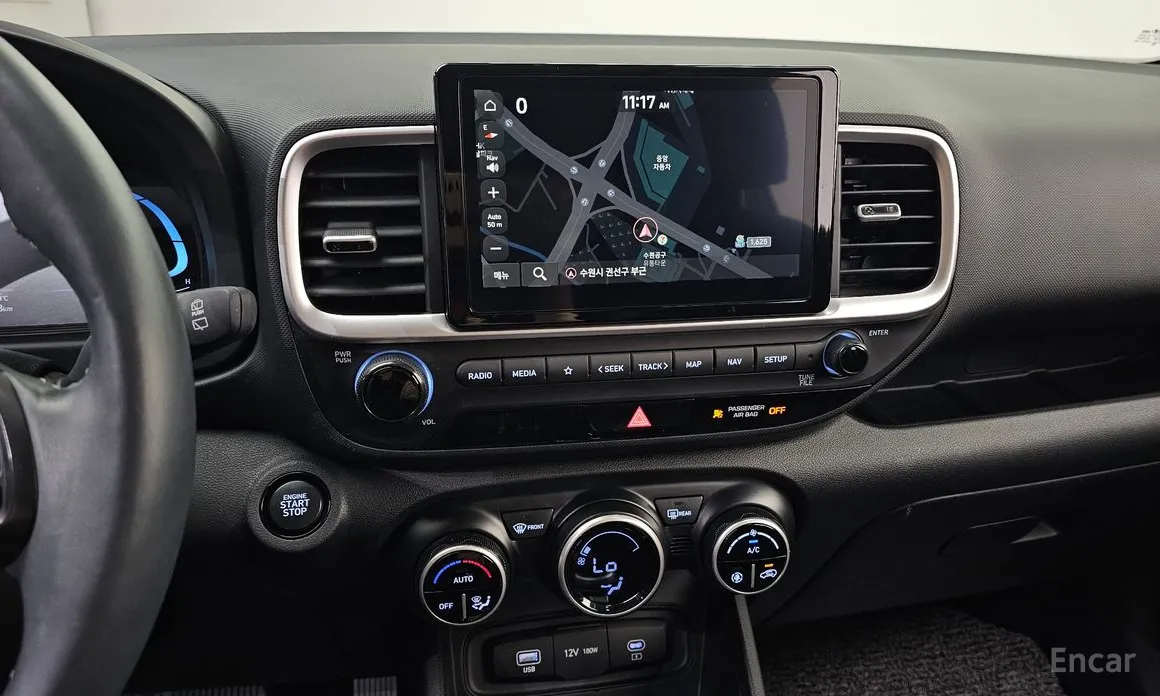 Фото 14 - Hyundai Venue