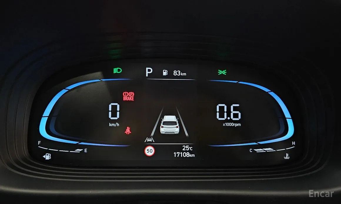 Фото 8 - Hyundai Venue