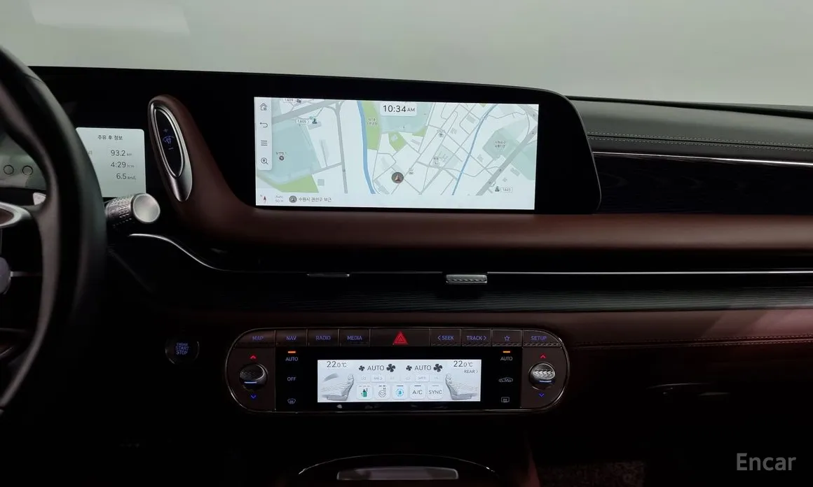 Фото 14 - Genesis G90