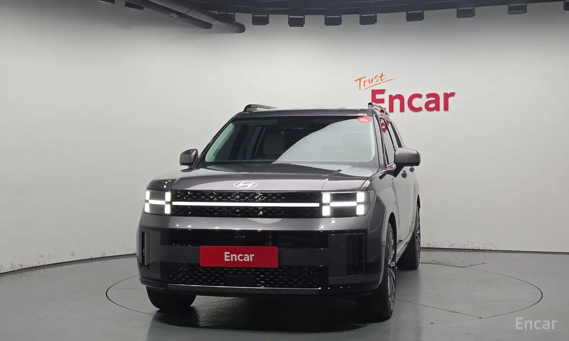 Фото 3 - Hyundai Santa Fe