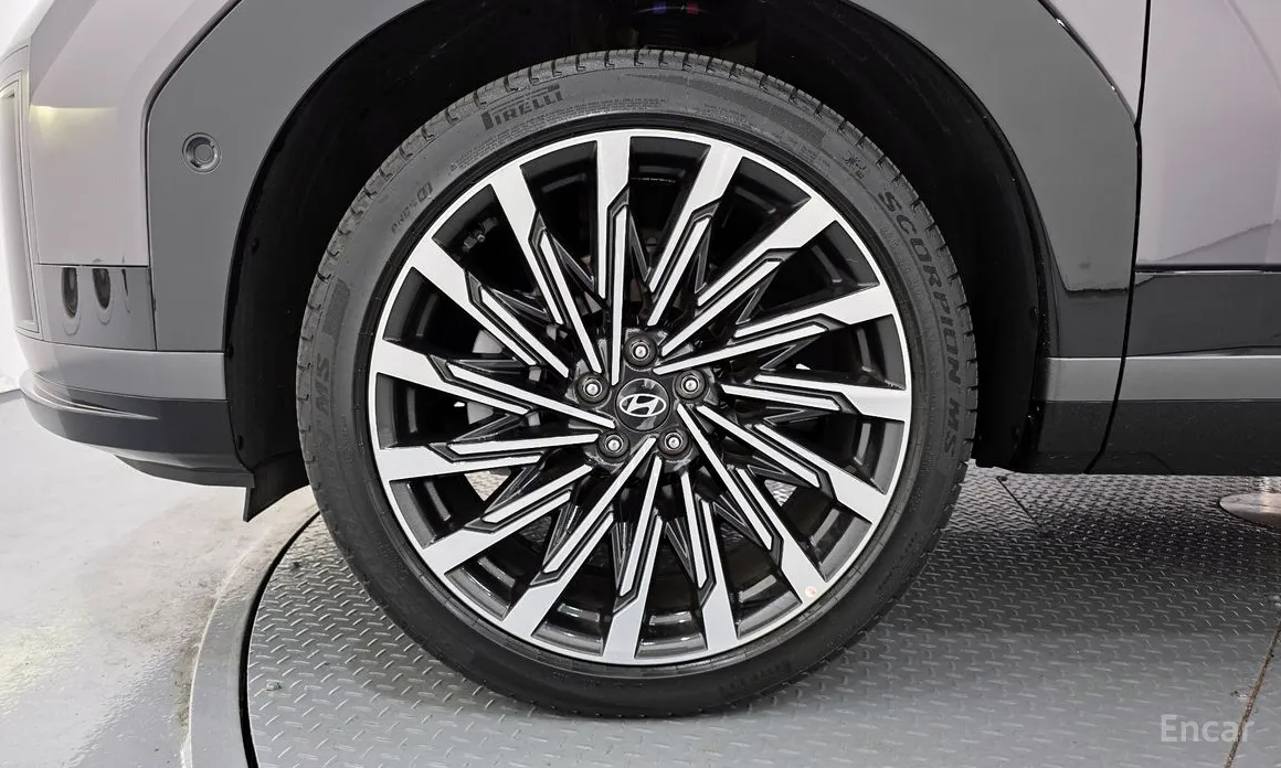 Фото 5 - Hyundai Santa Fe