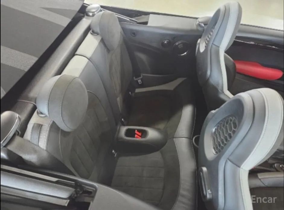 Фото 10 - Mini Cooper Convertible