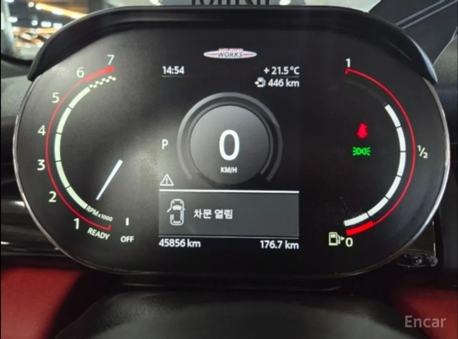 Фото 8 - Mini Cooper Convertible