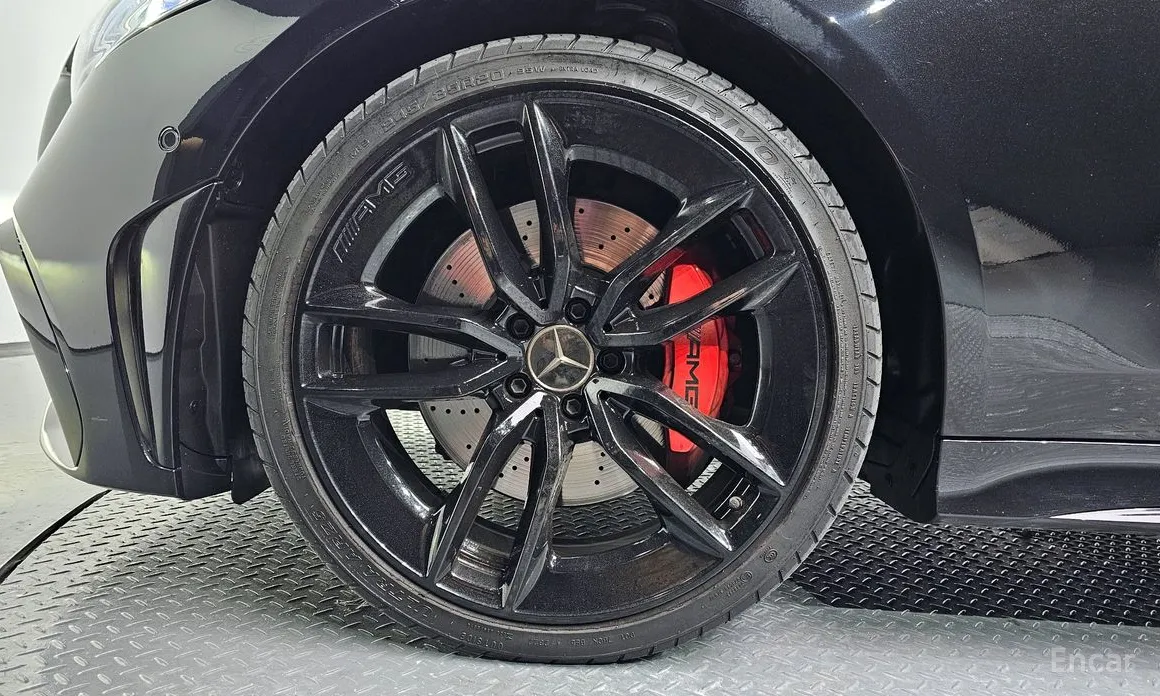 Фото 5 - Mercedes-Benz CLS-Class