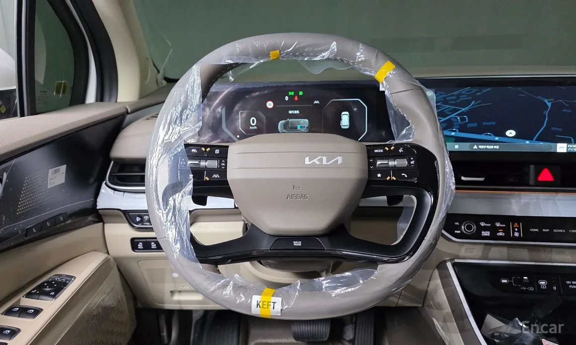 Фото 14 - Kia Carnival