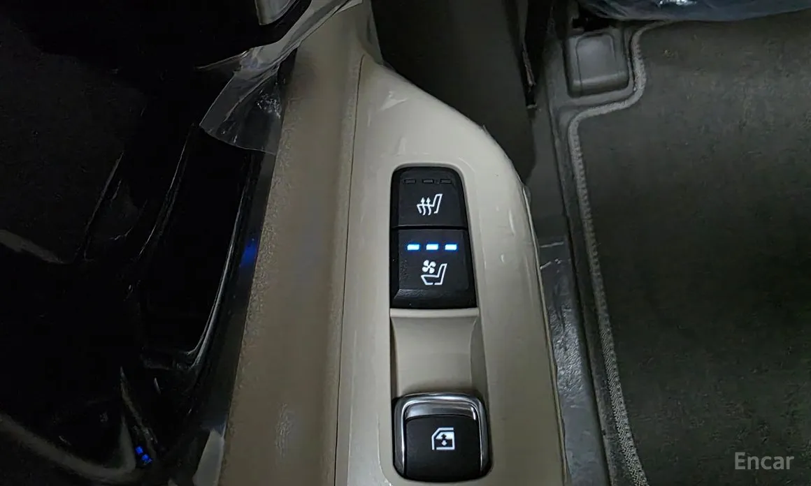 Фото 18 - Kia Carnival