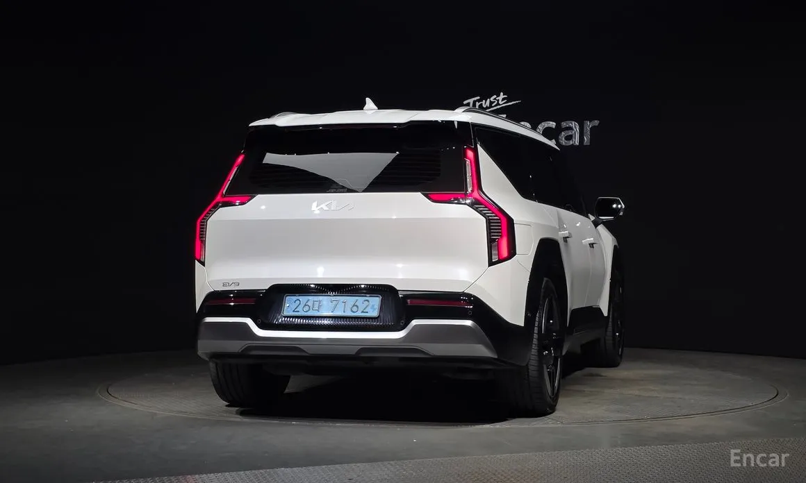 Фото 4 - Kia EV9