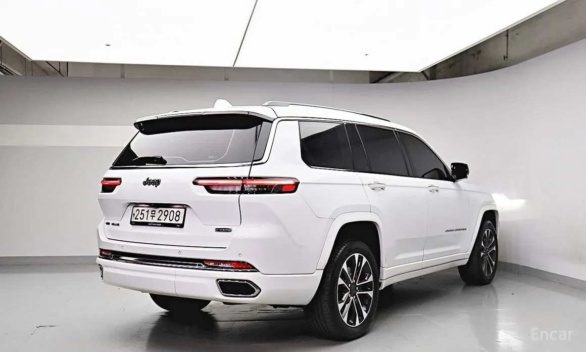 Фото 2 - Jeep Cherokee