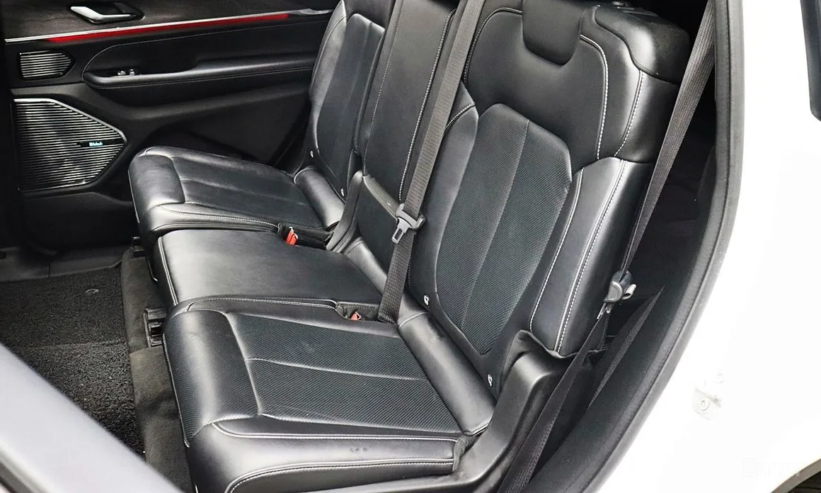 Фото 9 - Jeep Cherokee