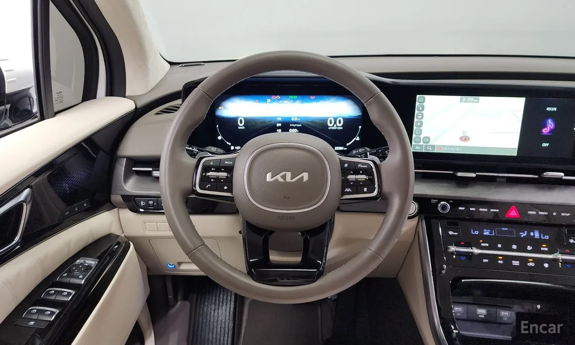 Фото 13 - Kia Carnival