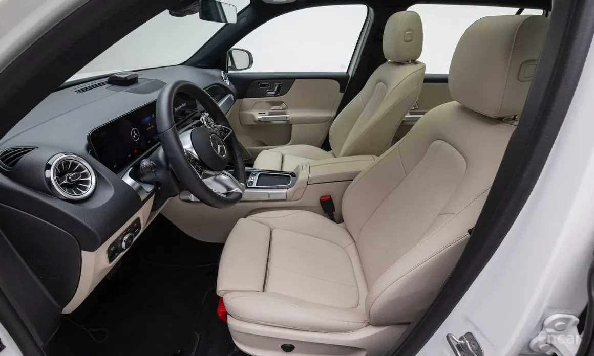 Фото 14 - Mercedes-Benz EQB