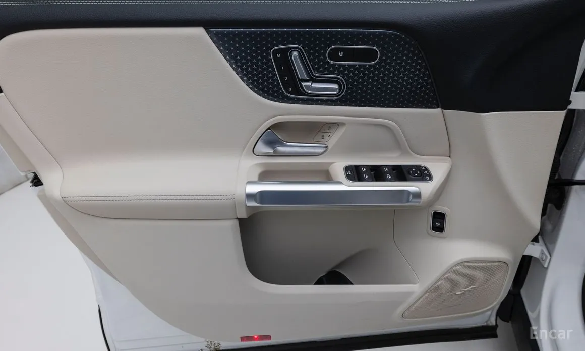 Фото 15 - Mercedes-Benz EQB