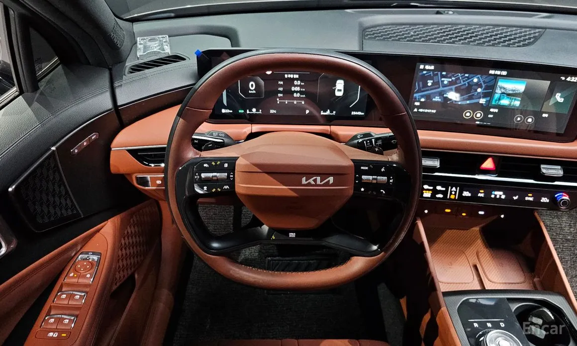 Фото 13 - Kia K8