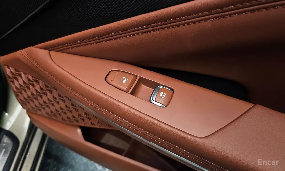 Фото 19 - Kia K8