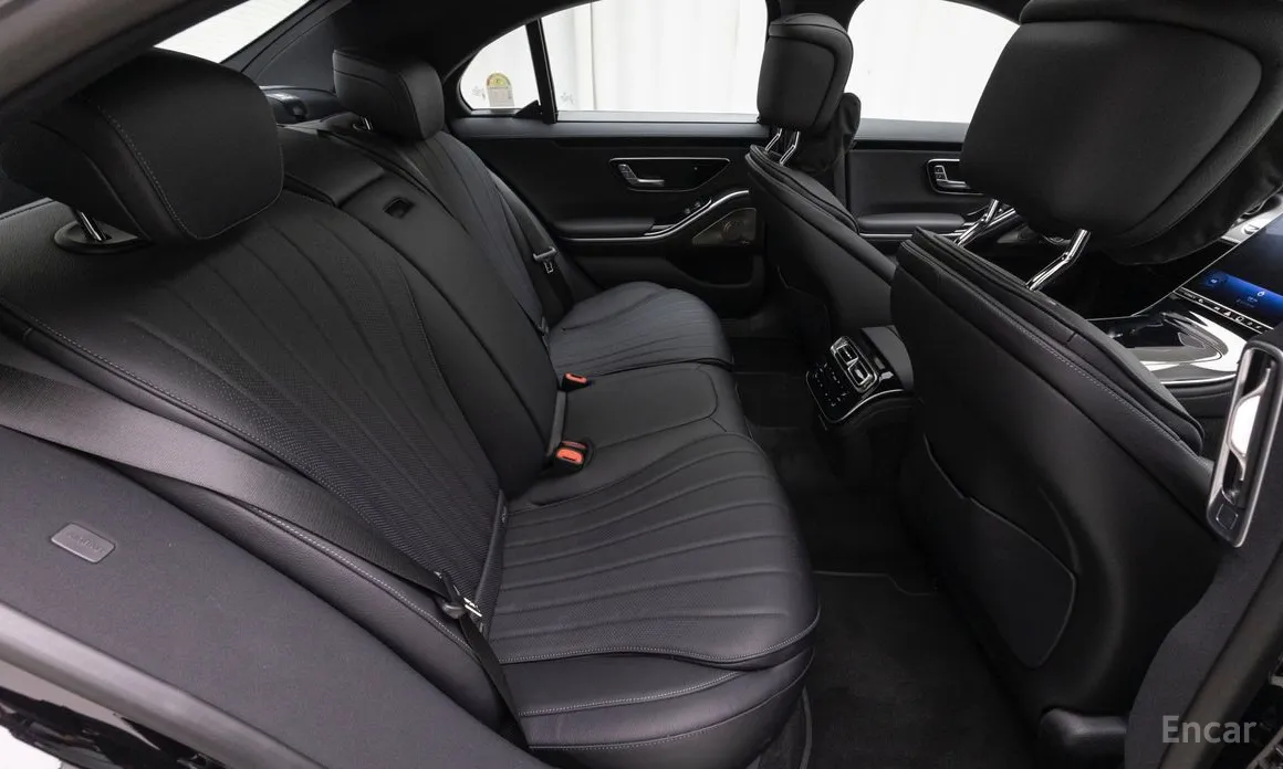 Фото 12 - Mercedes-Benz S-Class