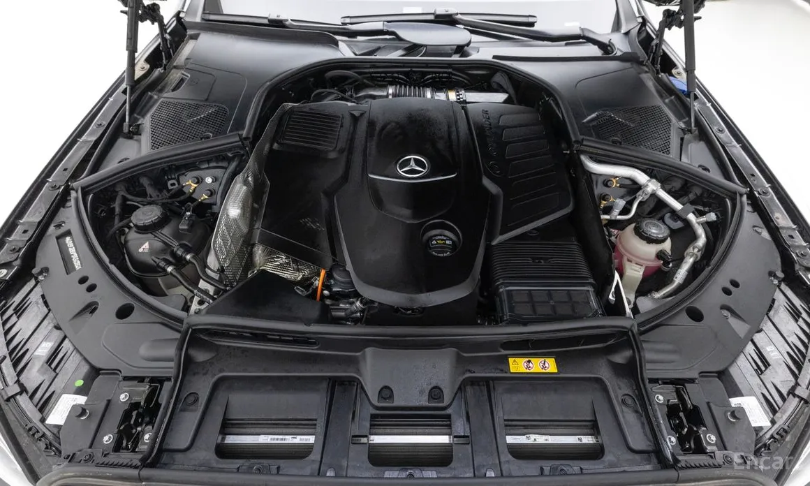 Фото 6 - Mercedes-Benz S-Class