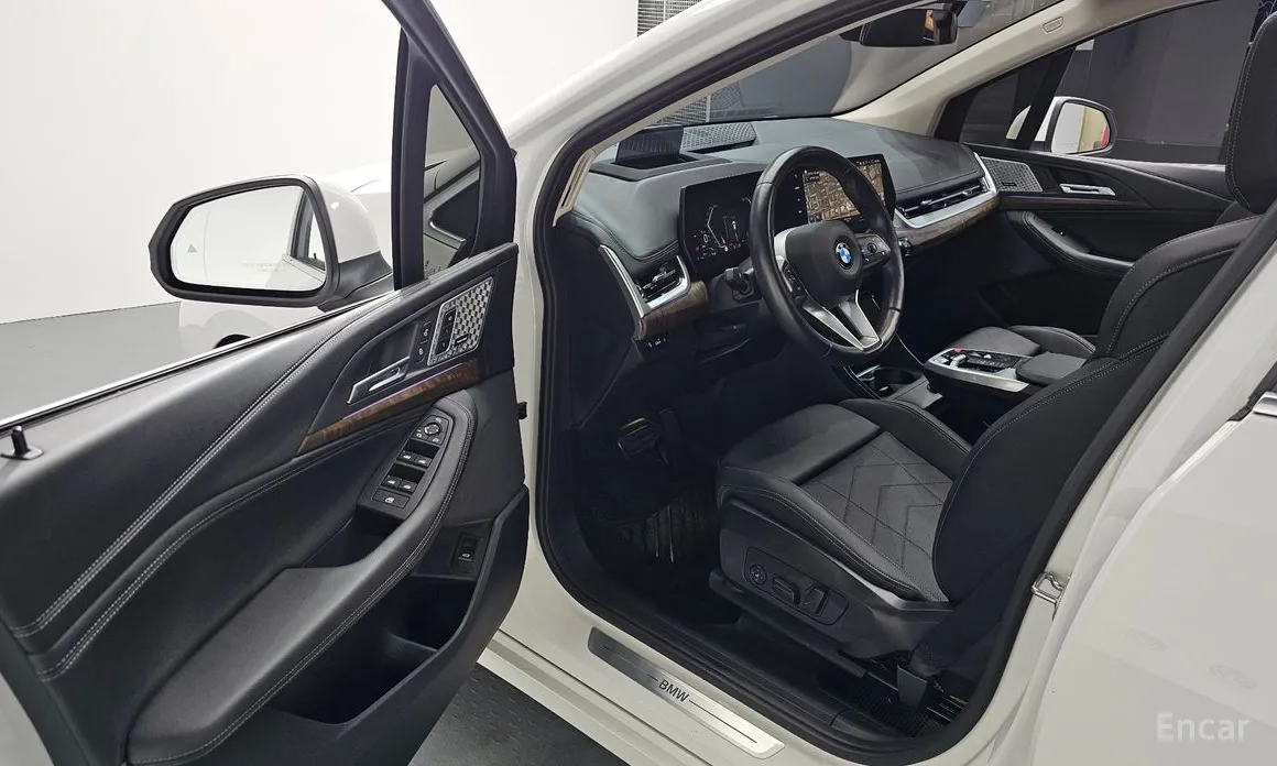 Фото 11 - BMW 2 Series