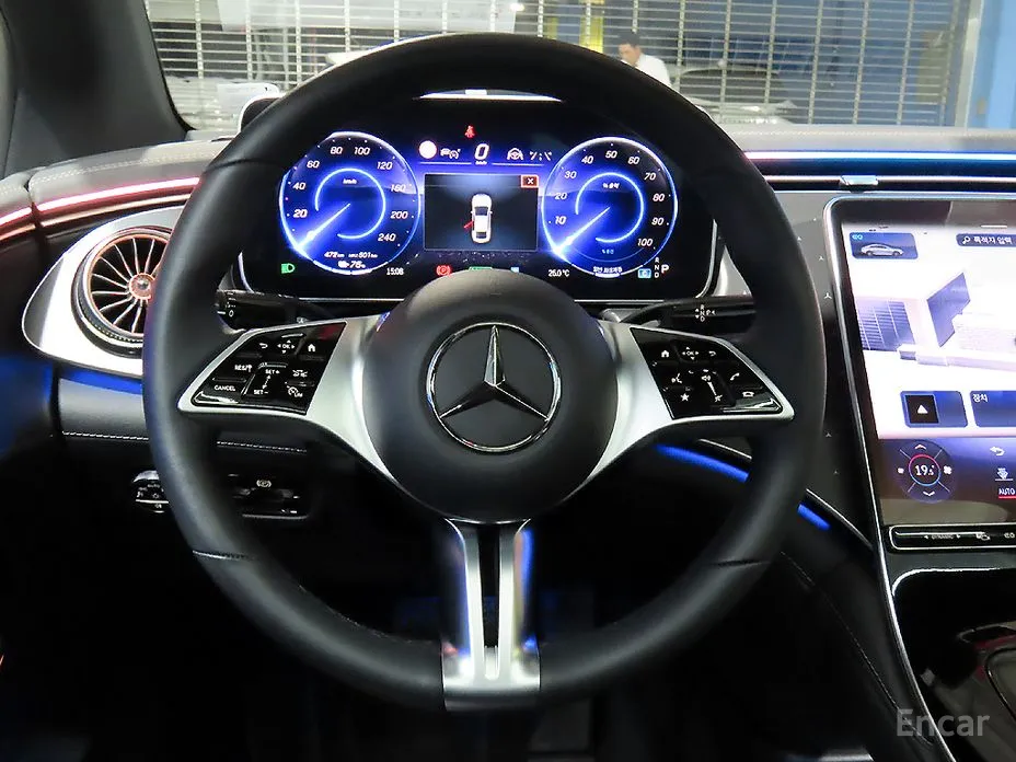 Фото 8 - Mercedes-Benz EQE