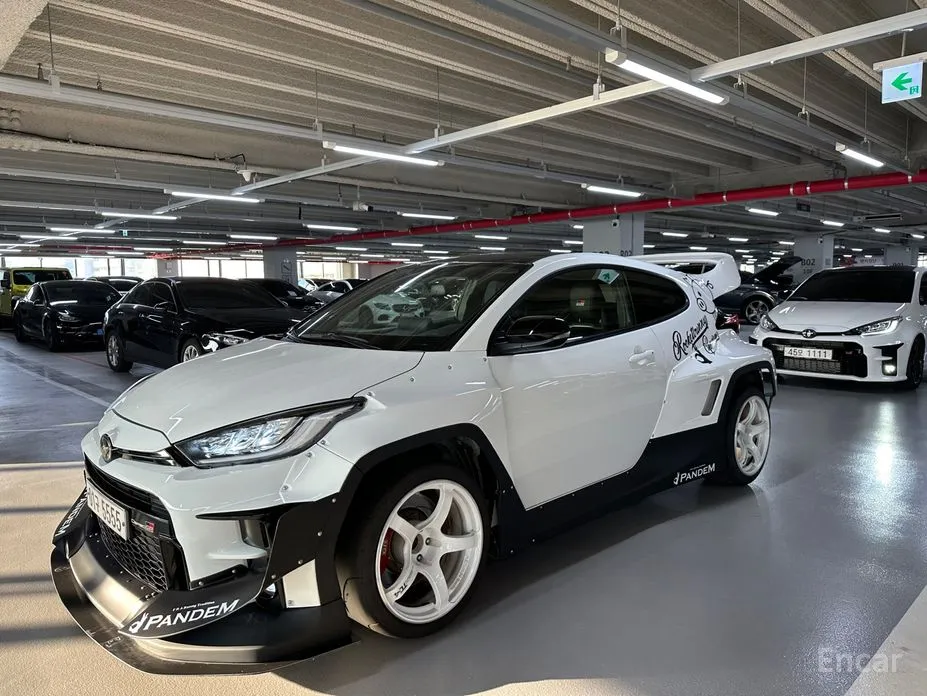 Фото 6 - Toyota Yaris