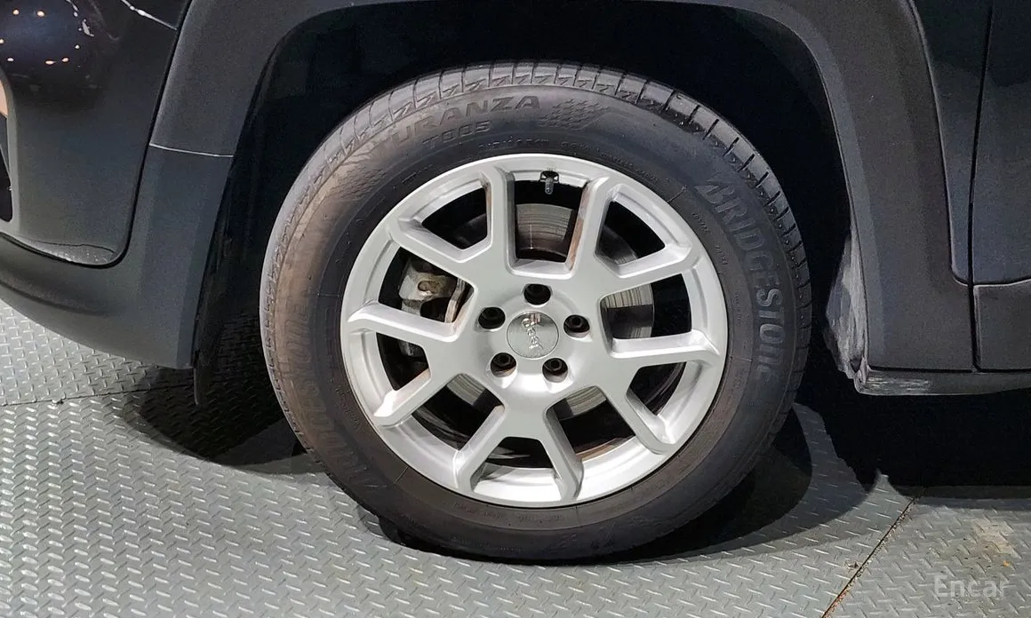 Фото 5 - Jeep Renegade