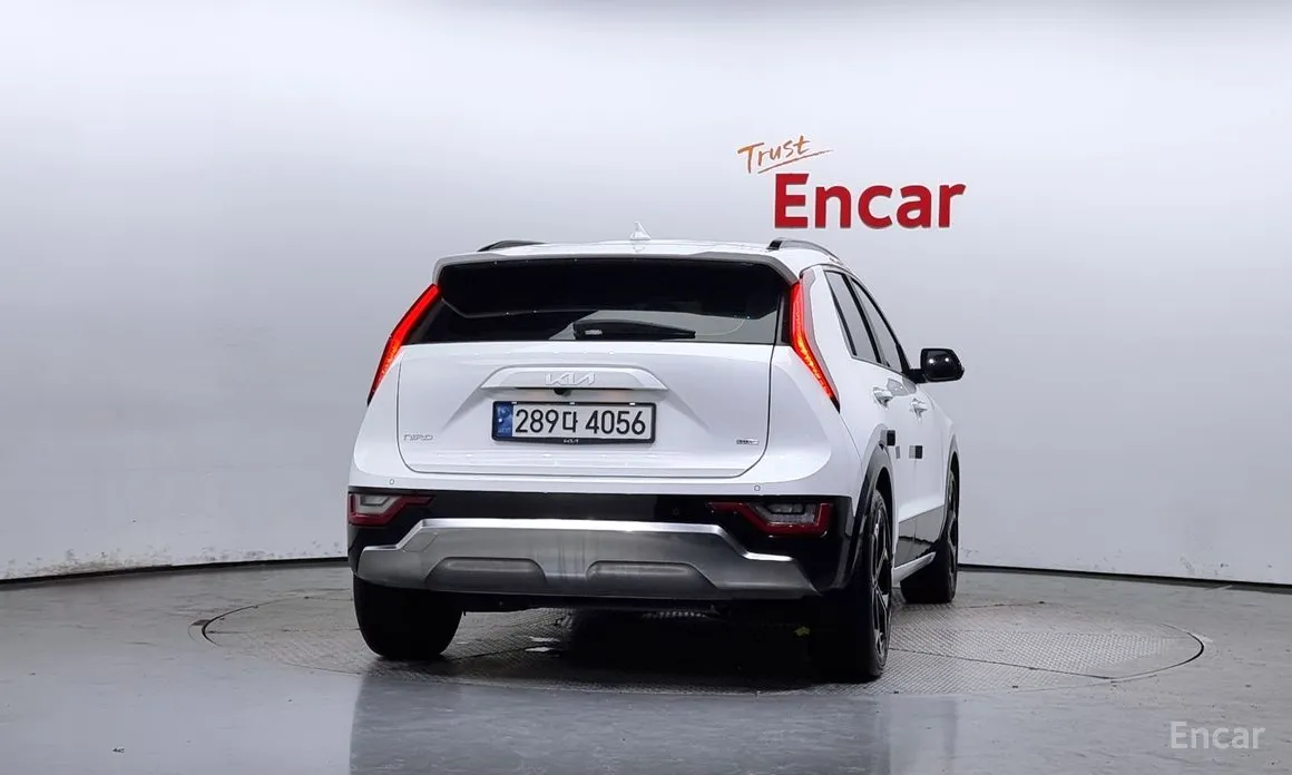 Фото 4 - Kia Niro