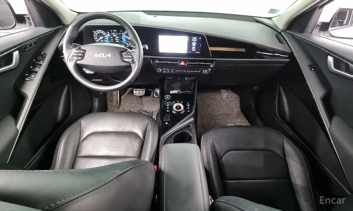 Фото 7 - Kia Niro