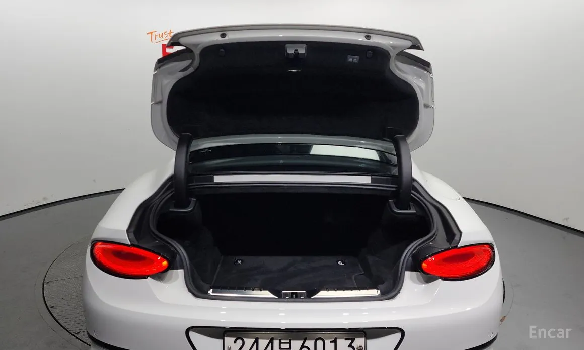 Фото 20 - Bentley Continental GT